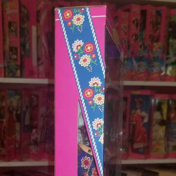 1993 Norwegian Barbie Doll NIB - Picture 5 of 7